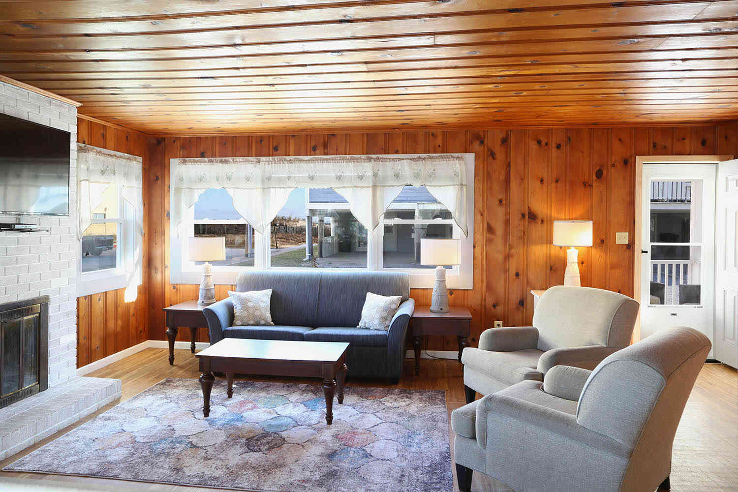 Living room with fireplace