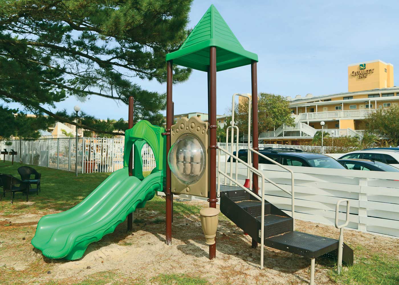 Quality inn 54 outside playground